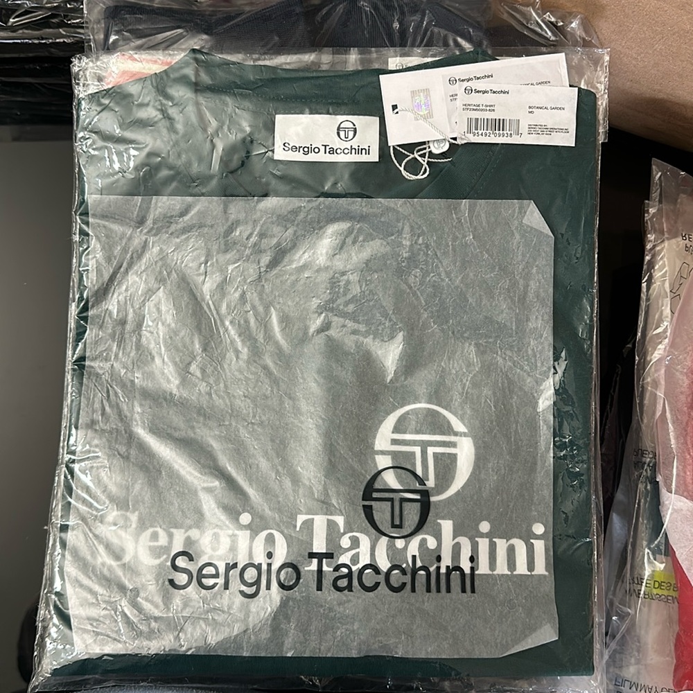 Green men or women oversize t shirt original Italian brand Sergio Tacchini
